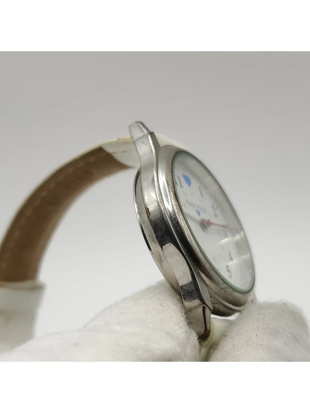 Nurse Mates White 24hr Dial 31mm Quartz Womens White Leather Band New Battery